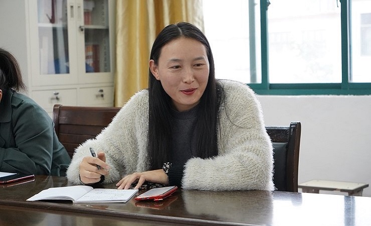 以热爱点亮乡村美育——田雪娜